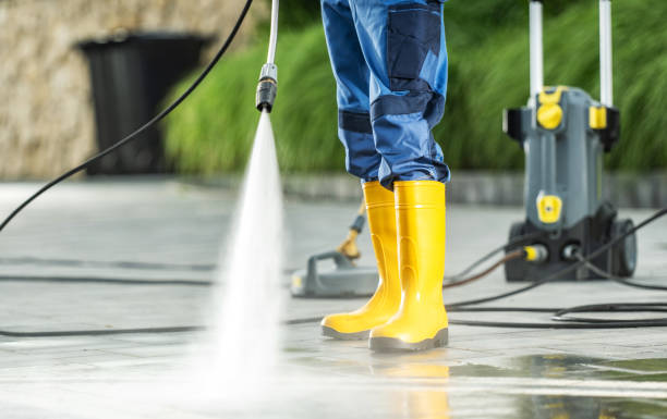 Best Garage Pressure Washing  in Frostburg, MD